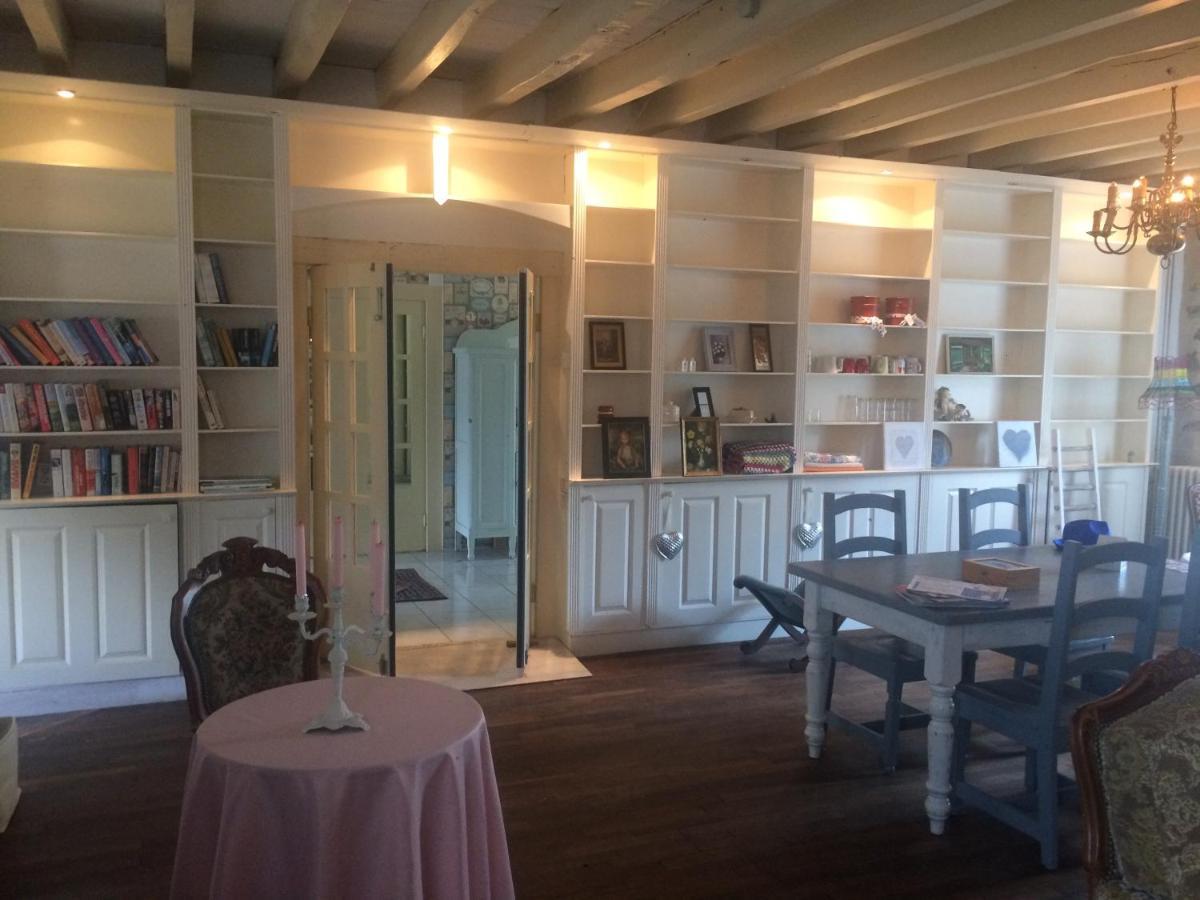 Chambres D'Hotes La Chaumiere Coulonges  Esterno foto